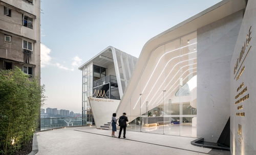 老旧厂房改造的精品酒店 惊艳工业风与高级舒适体验的完美融合